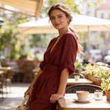 Daniela - Macacão elegante com decote em V