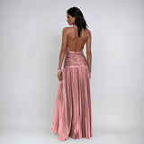 Eva - Vestido com Decote e Costas Abertas